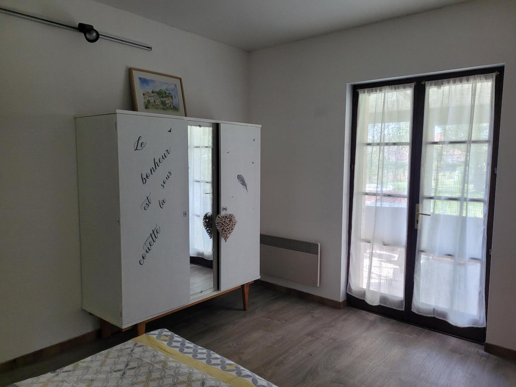 La Petite Maison Saint-Loup-Geanges Esterno foto