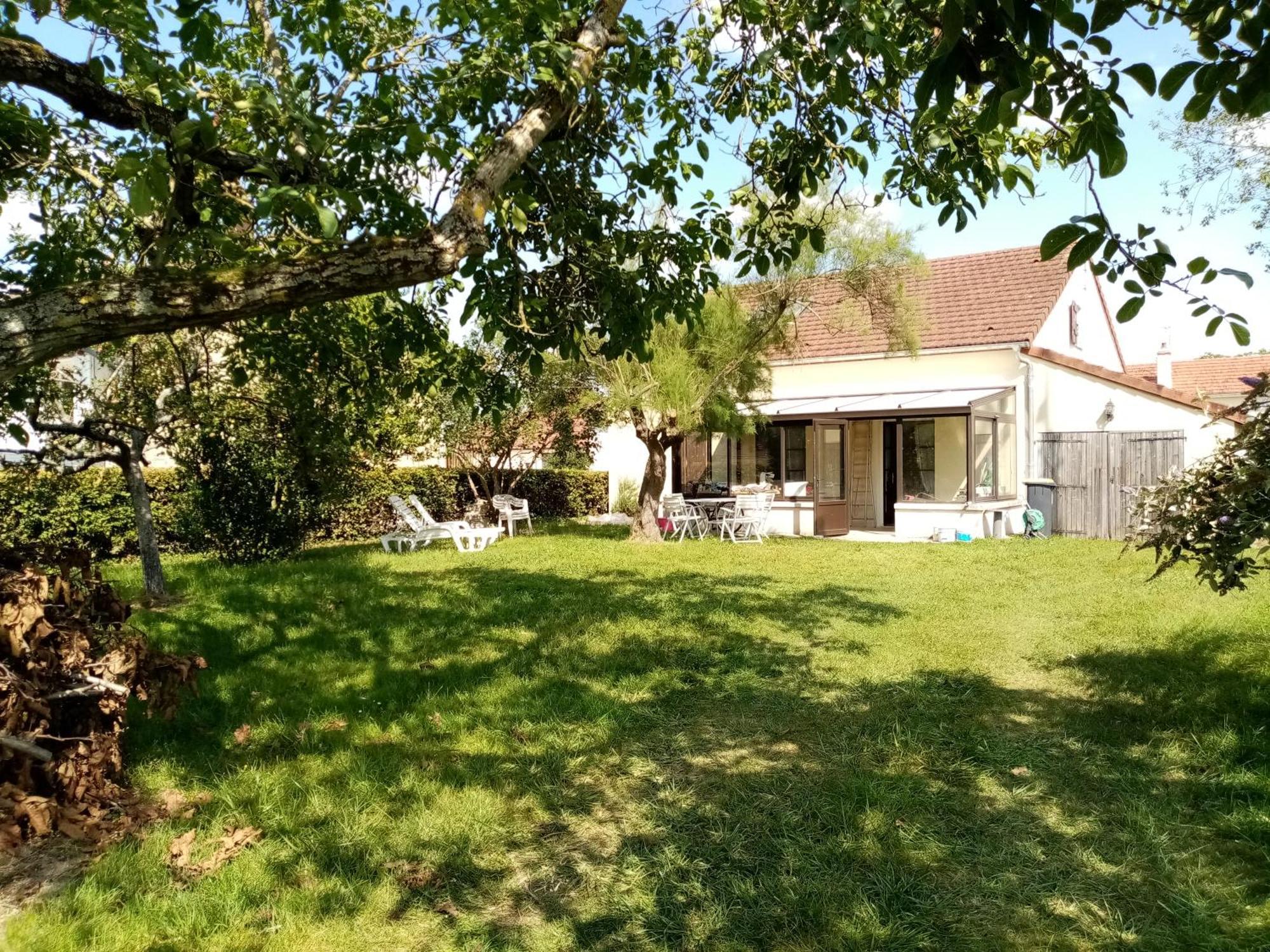 La Petite Maison Saint-Loup-Geanges Esterno foto